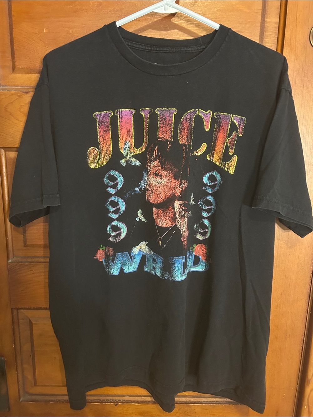 Black Graphic 'JUICE WRLD' Tee with Colorful Print